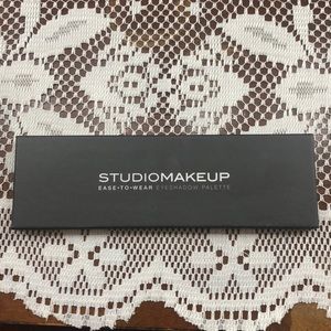 studio makeup